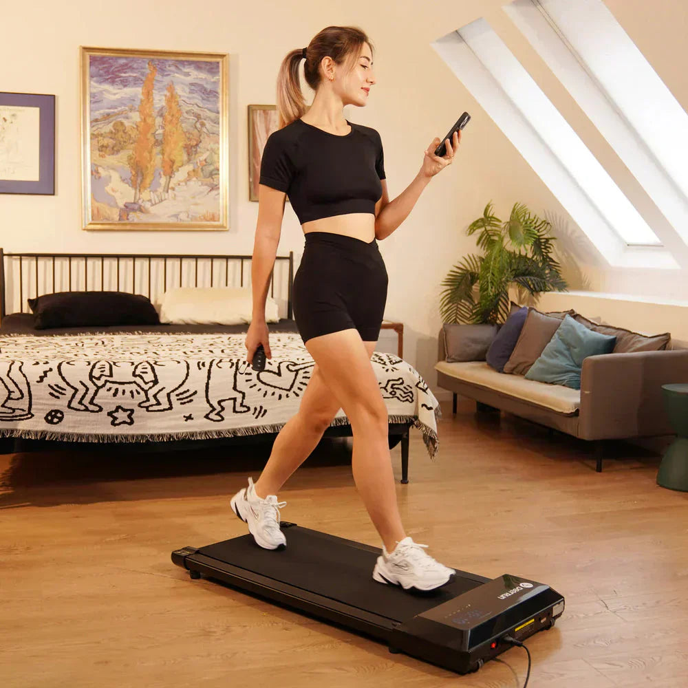 Fold-to-Flat Treadmill – Ultra-Compact, Whisper-Quiet & Stores Anywhere